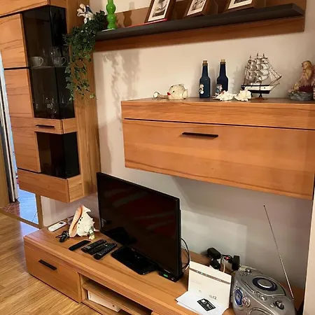 Skulj M&m Apartment Vir